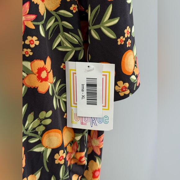 New LuLaRoe XL “Irma” Black Tunic with Orange and Yellow Floral Pattern 225 - Picture 4 of 11